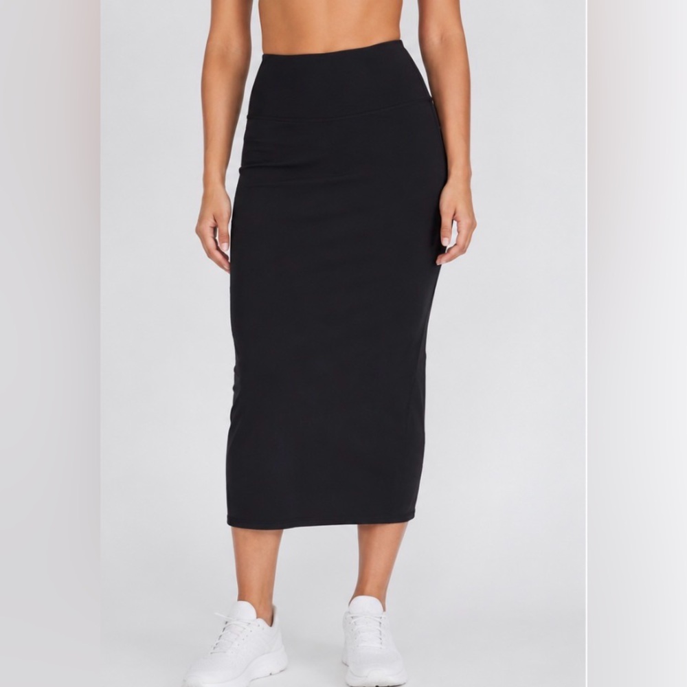 Lululemon Nulu Slim-Fit High-Rise Midi Skirt Black Size 4 NWT LW8AH0S Asia